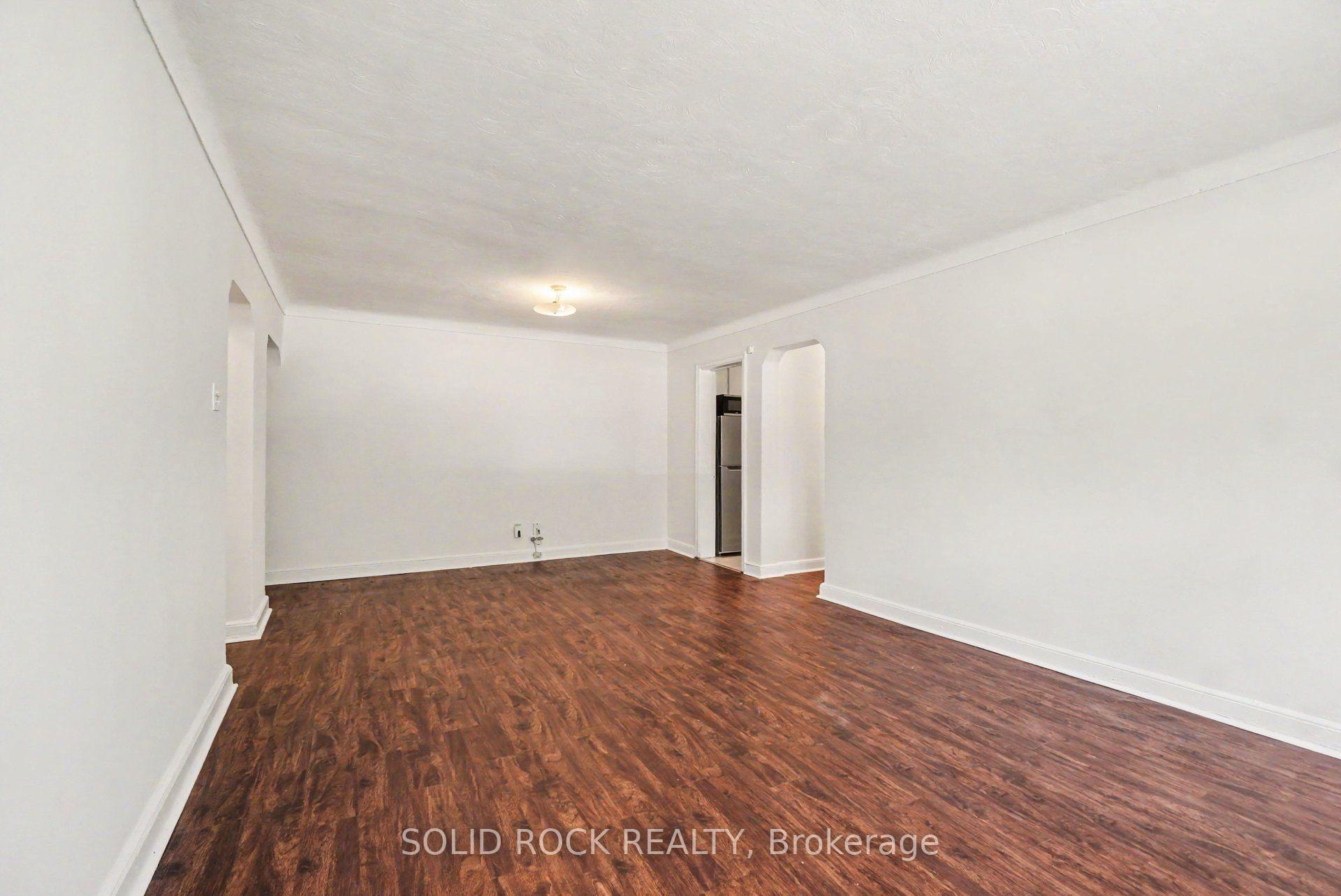 Photo 7 of Unit 2, 726 Edison Avenue, Ottawa, Laurentianview — HOMEH