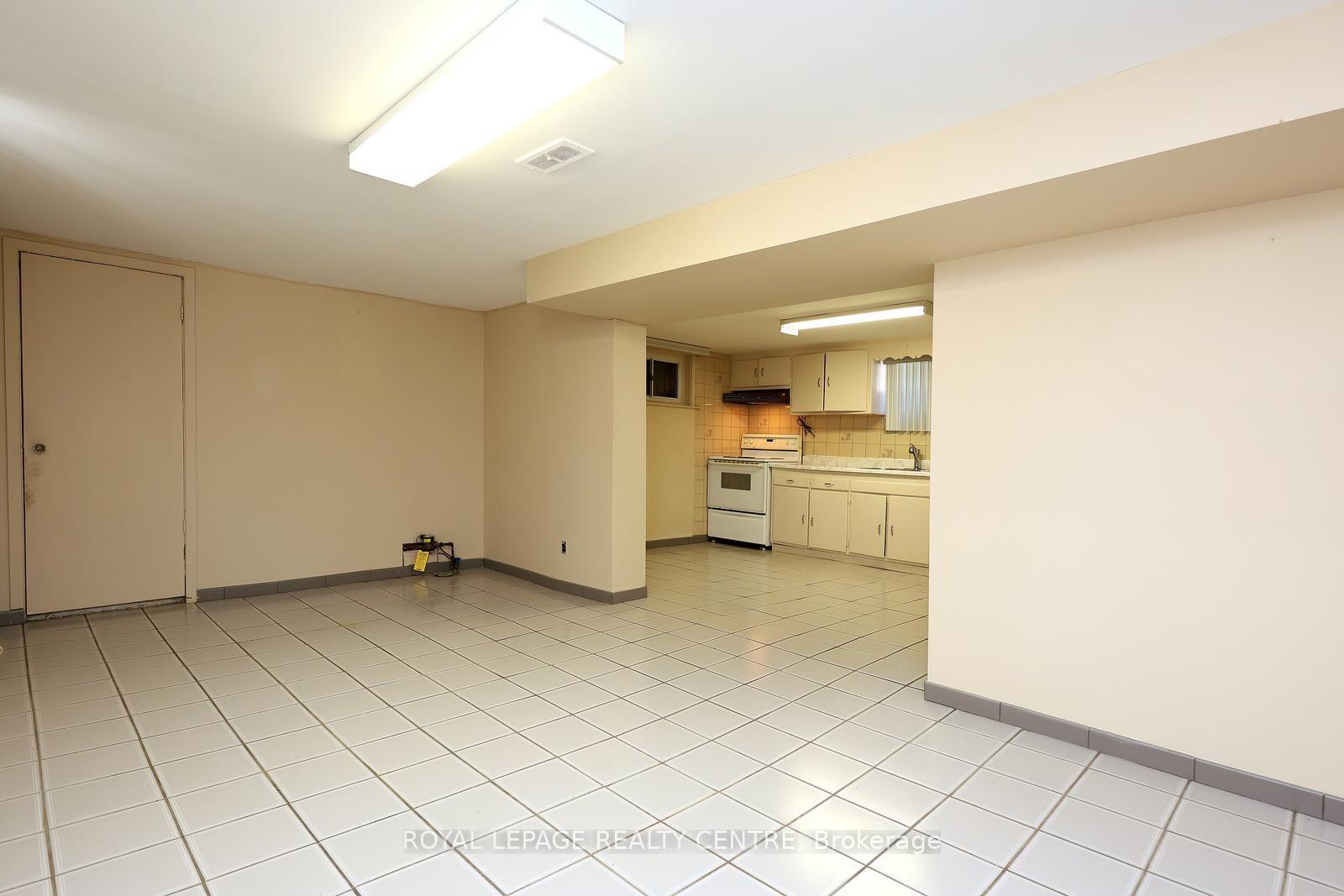 Photo 24 of 170 Simpson Avenue, Etobicoke, Mimico — HOMEH