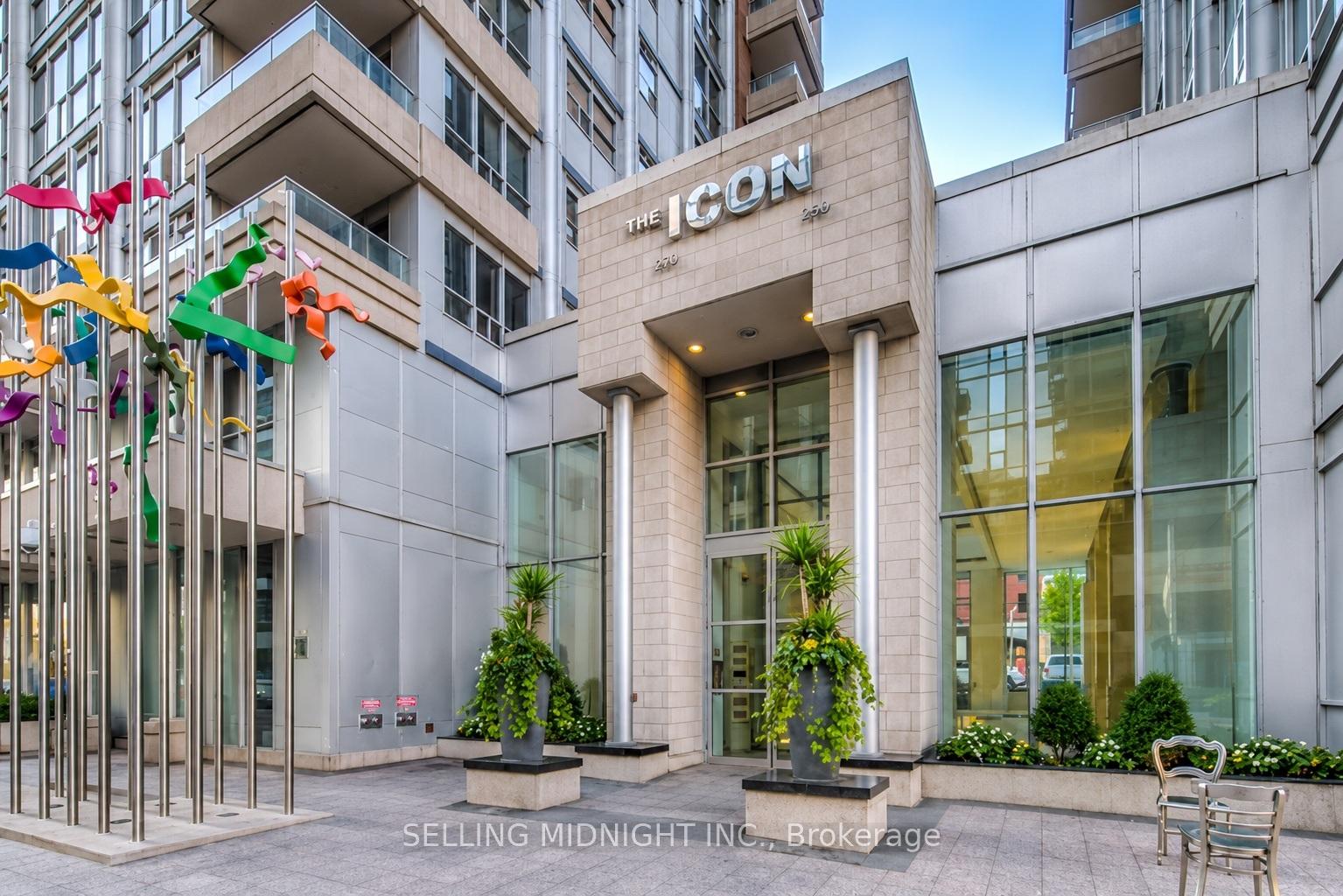 Front of Unit 245, 250 Wellington Street W