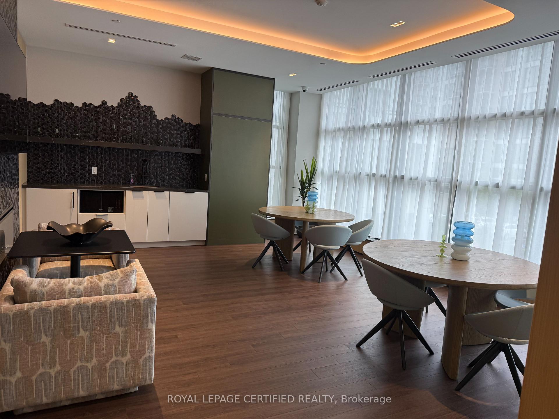 Photo 22 of Unit 117, 740 Whitlock Avenue, Milton, Cobban — HOMEH