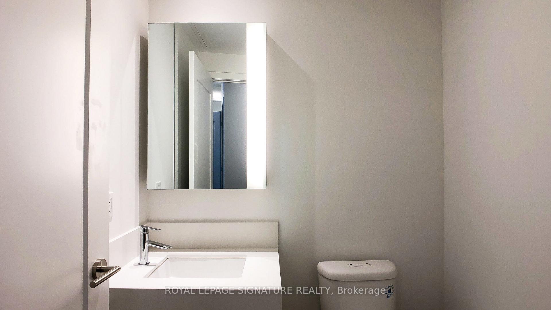 Photo 16 of Unit 5601, 10 York Street, Toronto, Waterfront Communities — HOMEH