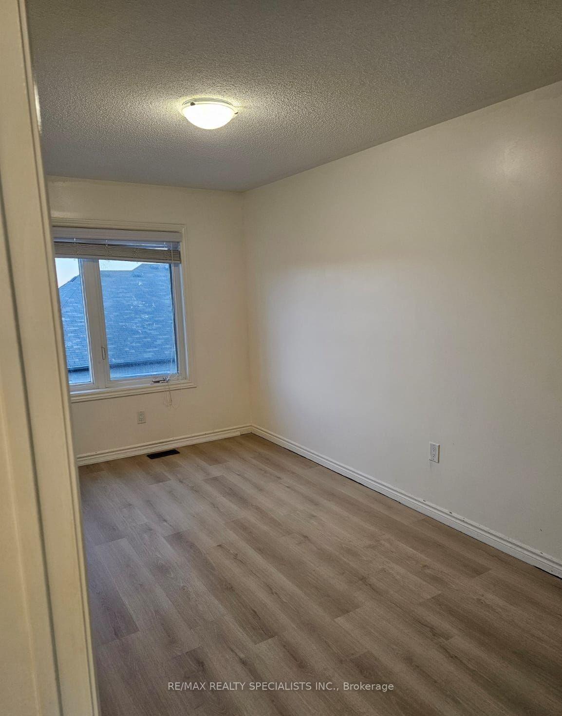 Photo 5 of 53 Stewardship Road, Brampton, Northwest Brampton — HOMEH