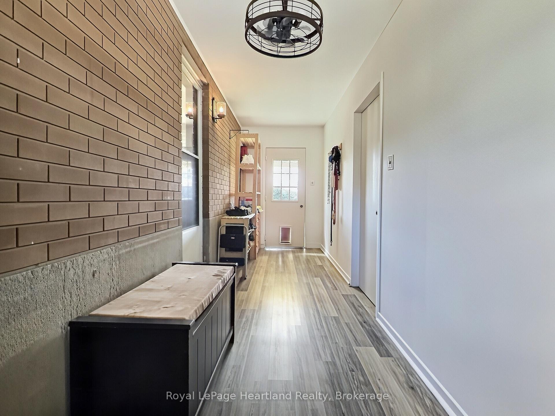 Photo 6 of 23 York Crescent, Bluewater, Hensall — HOMEH