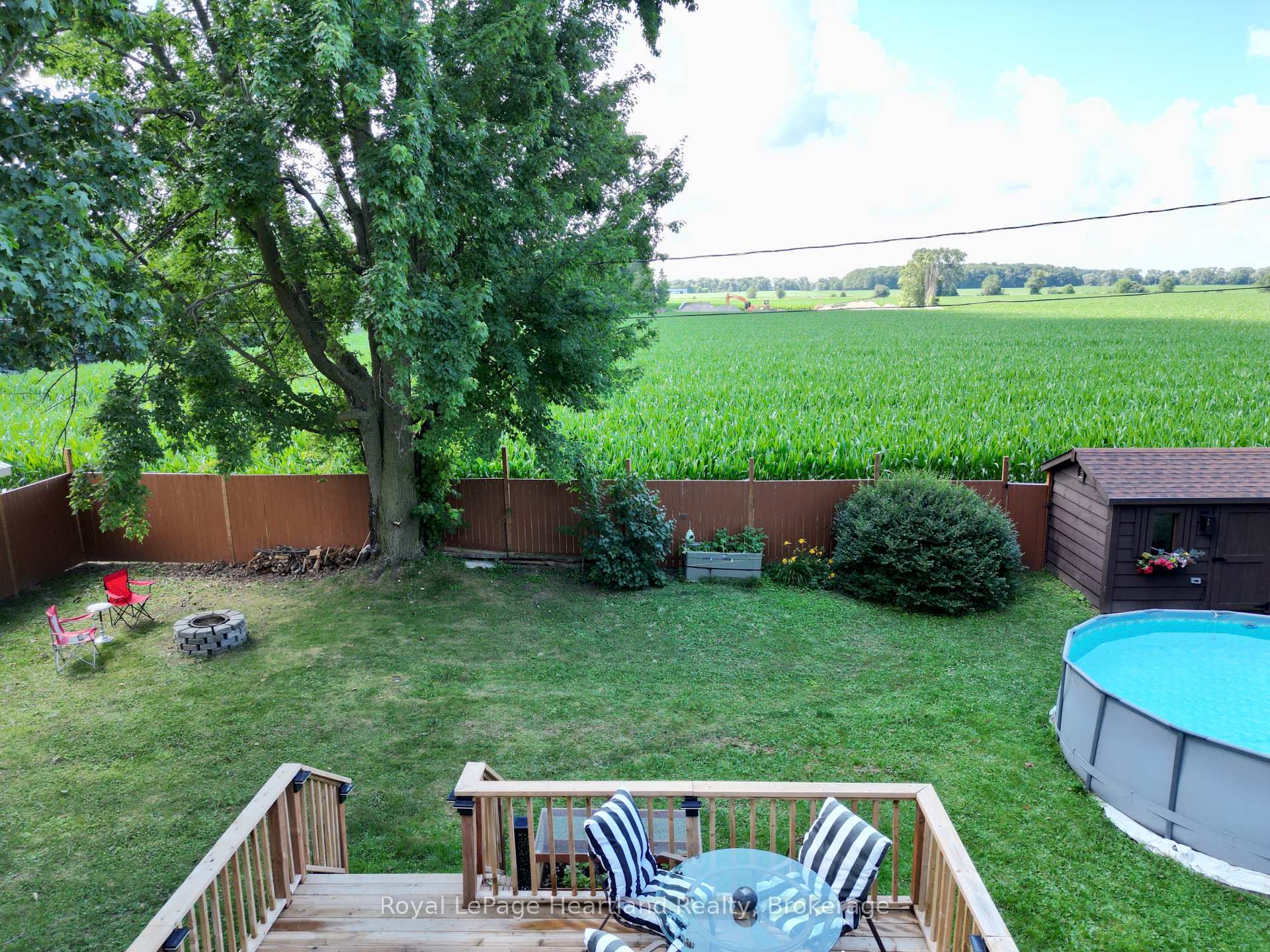 Photo 44 of 23 York Crescent, Bluewater, Hensall — HOMEH