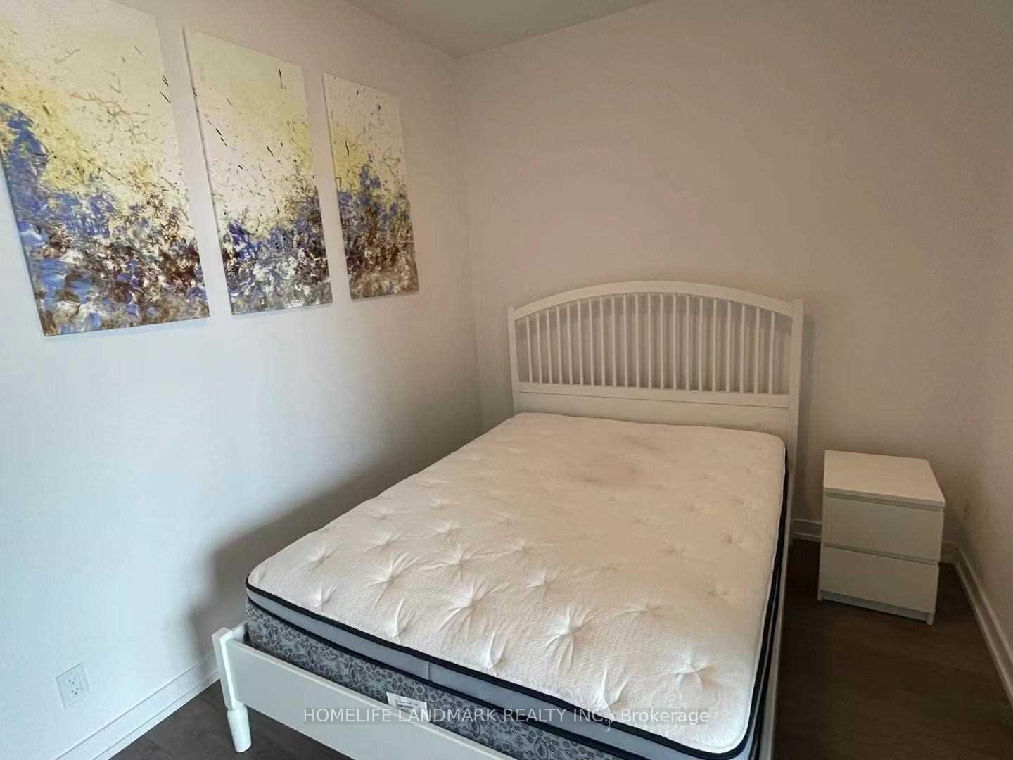Photo 4 of Unit Ph3, 297 College Street, Toronto, Kensington-Chinatown — HOMEH