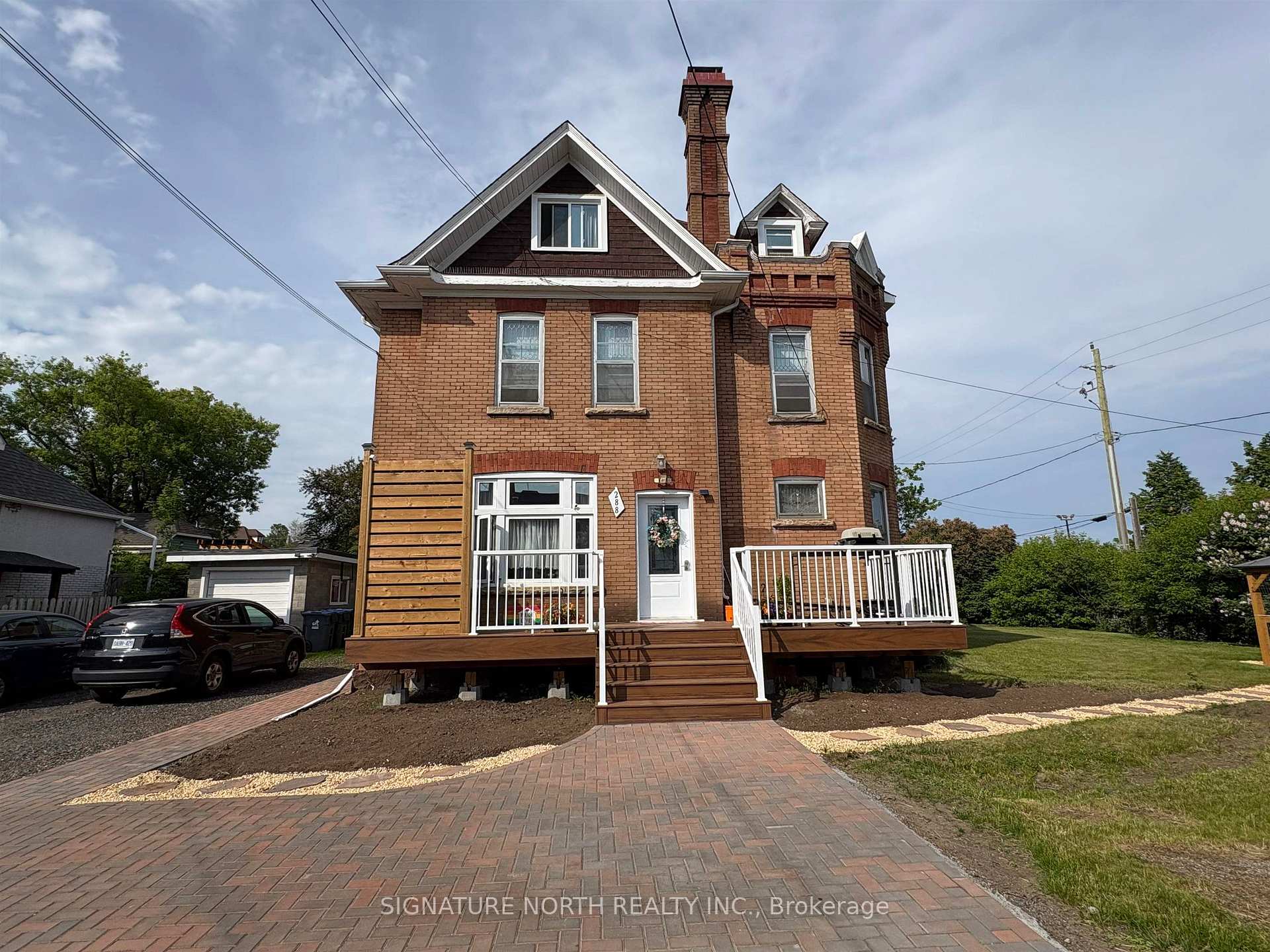 Photo 3 of 288 Harrington Avenue, Thunder Bay, Court / Cumberland — HOMEH