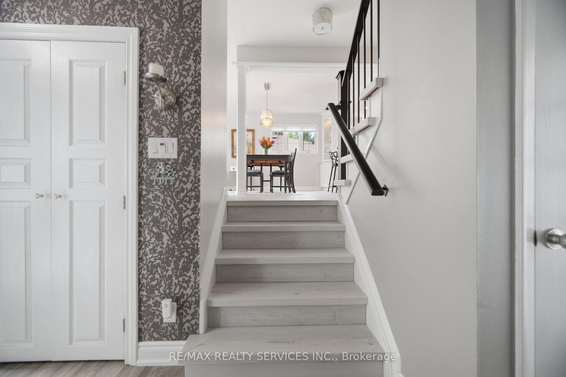 Photo 9 of 10 Tullamore Road, Brampton, Brampton East — HOMEH