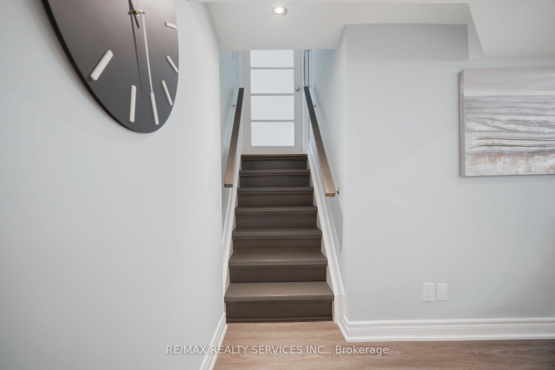 Photo 34 of 10 Tullamore Road, Brampton, Brampton East — HOMEH