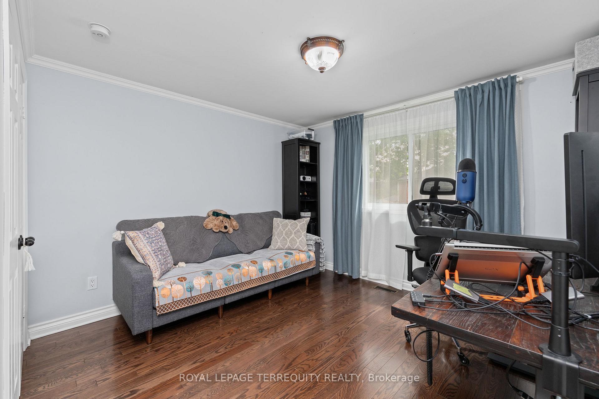 Photo 22 of 1853 Briarcrook Crescent, Mississauga, Applewood — HOMEH