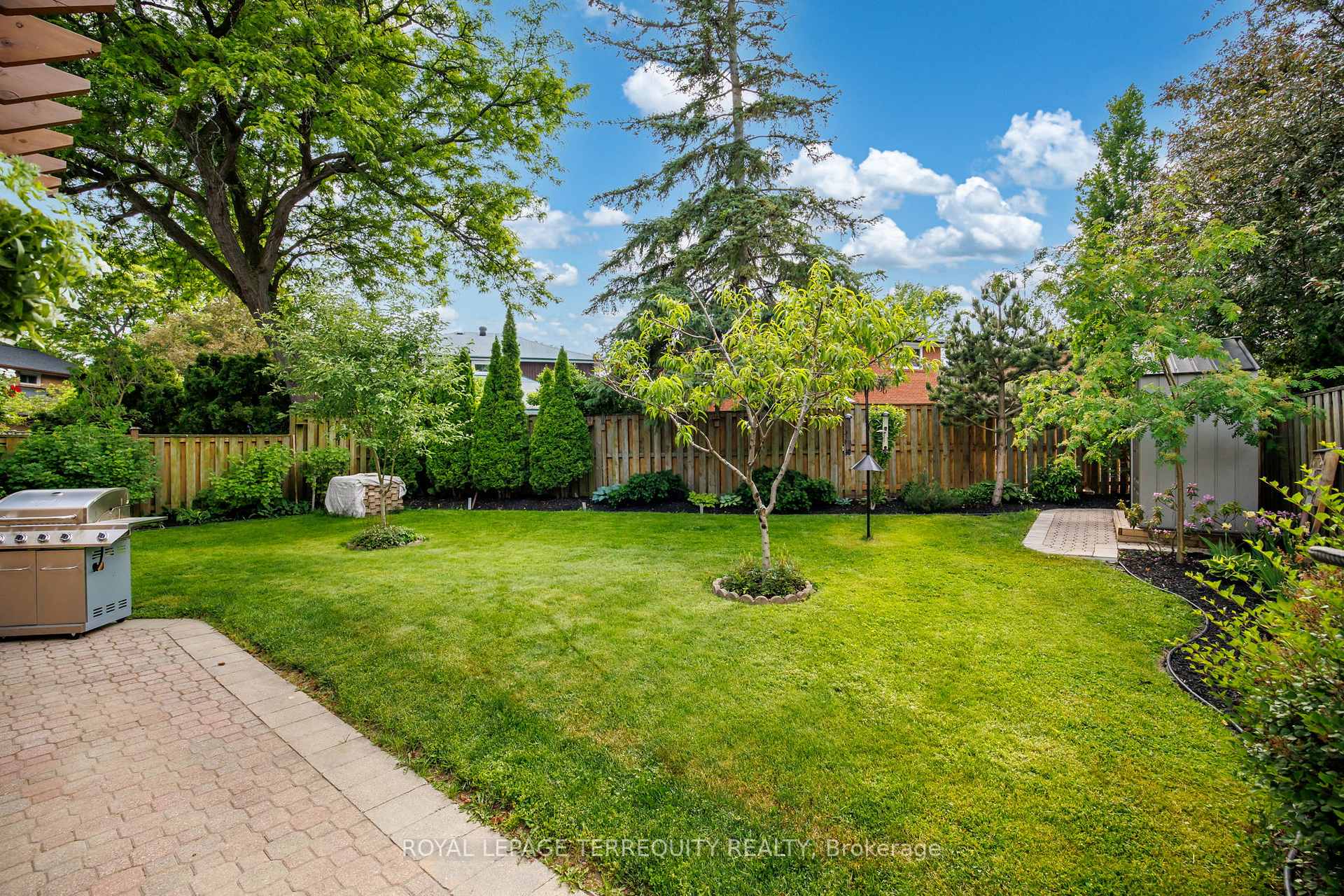 Photo 40 of 1853 Briarcrook Crescent, Mississauga, Applewood — HOMEH
