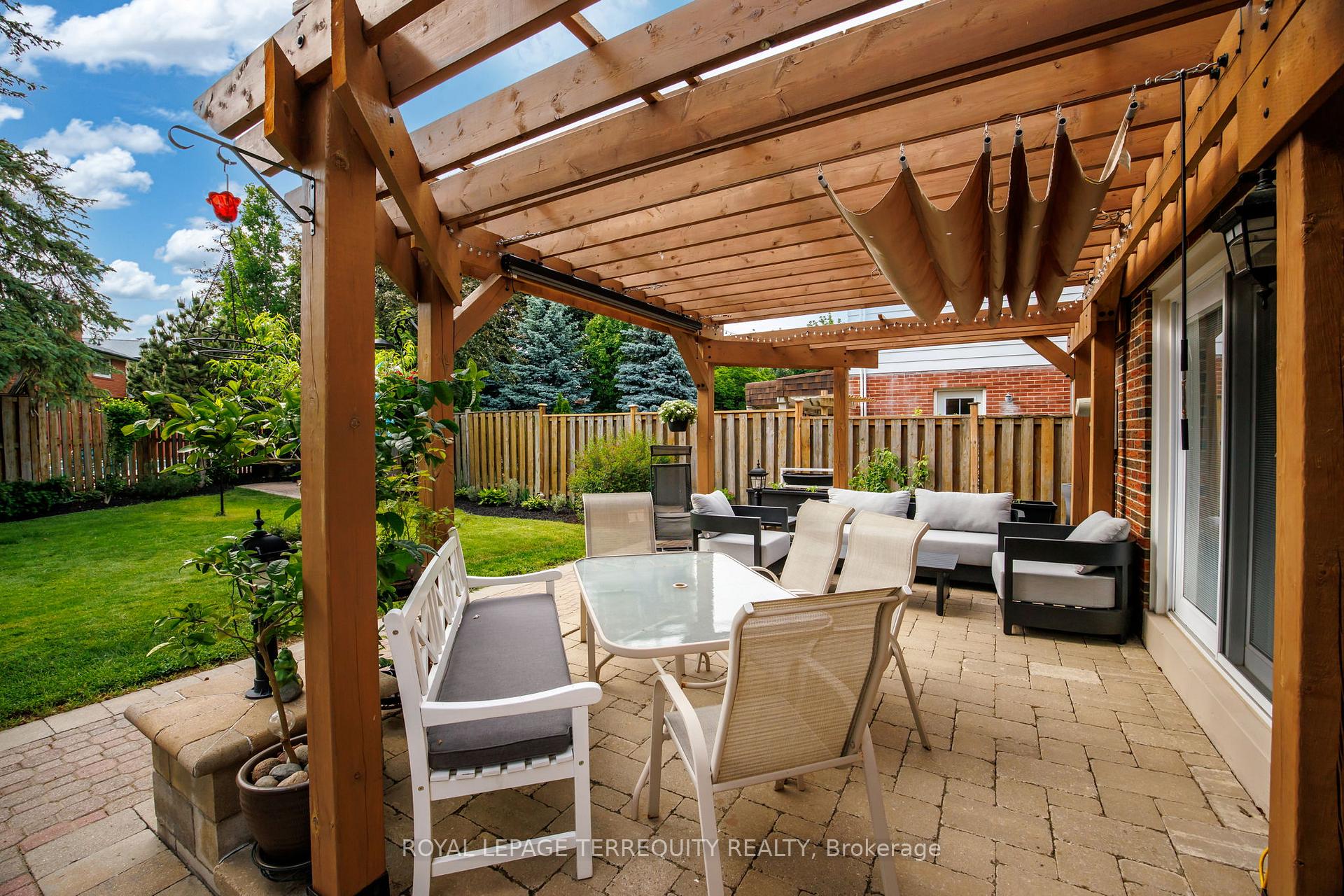 Photo 45 of 1853 Briarcrook Crescent, Mississauga, Applewood — HOMEH
