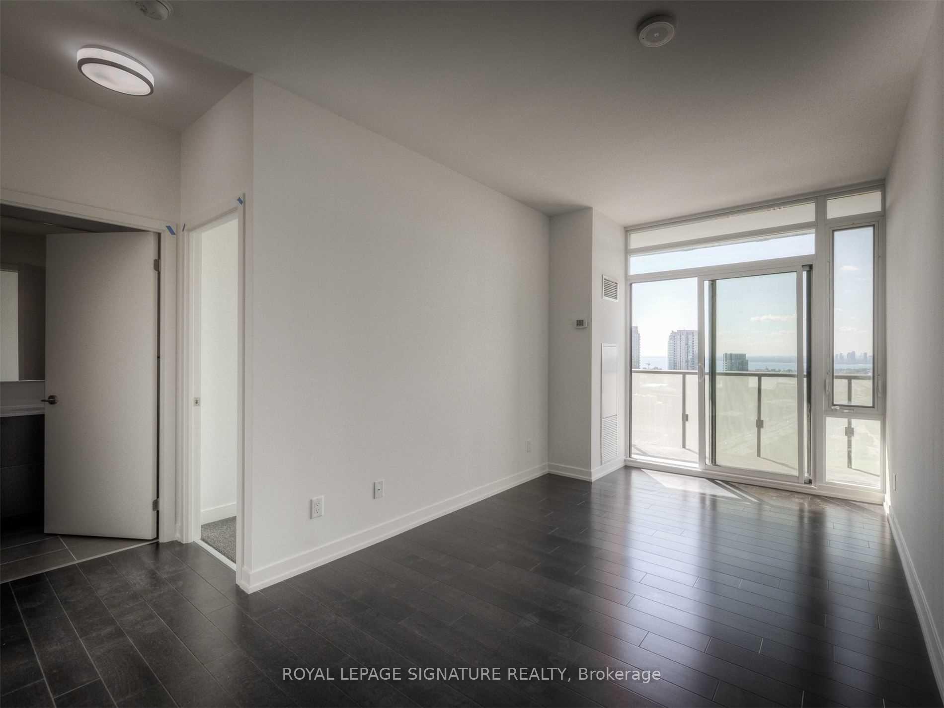 Photo 5 of Unit 2712, 170 Fort York Boulevard, Toronto, Waterfront Communities — HOMEH