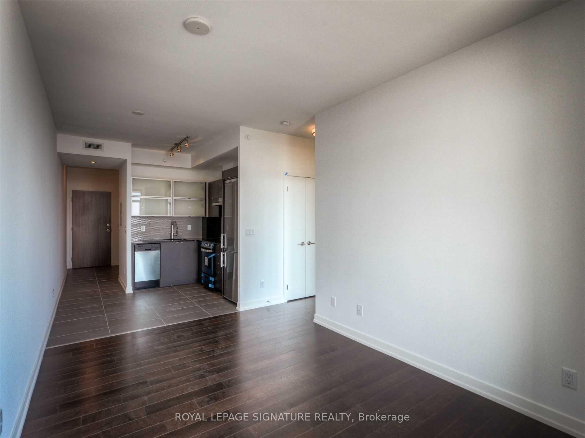 Photo 7 of Unit 2712, 170 Fort York Boulevard, Toronto, Waterfront Communities — HOMEH