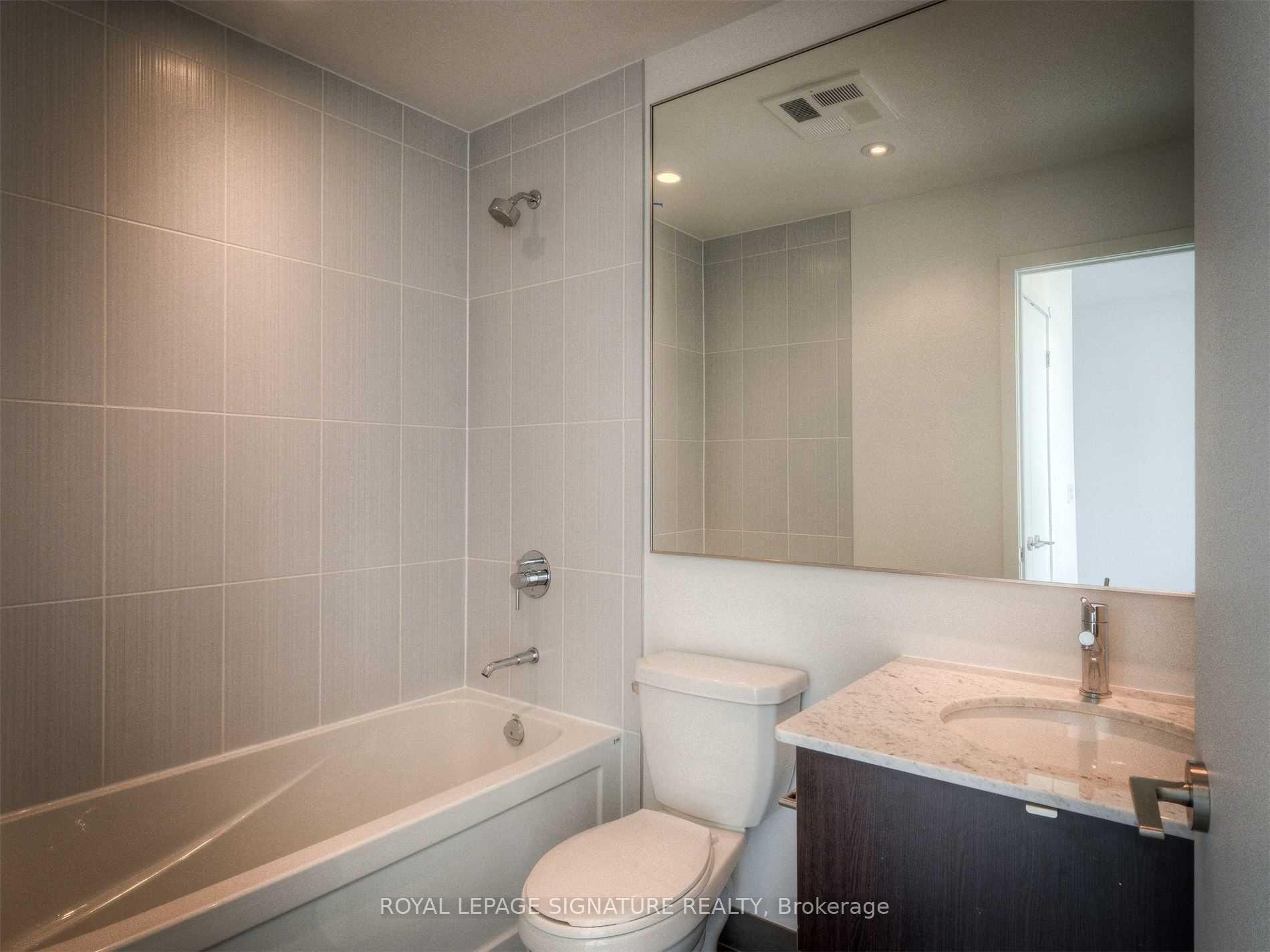 Photo 11 of Unit 2712, 170 Fort York Boulevard, Toronto, Waterfront Communities — HOMEH