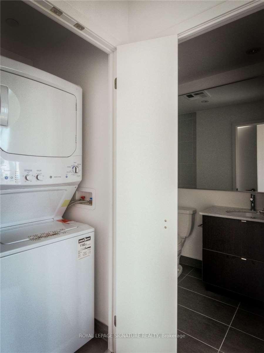 Photo 12 of Unit 2712, 170 Fort York Boulevard, Toronto, Waterfront Communities — HOMEH