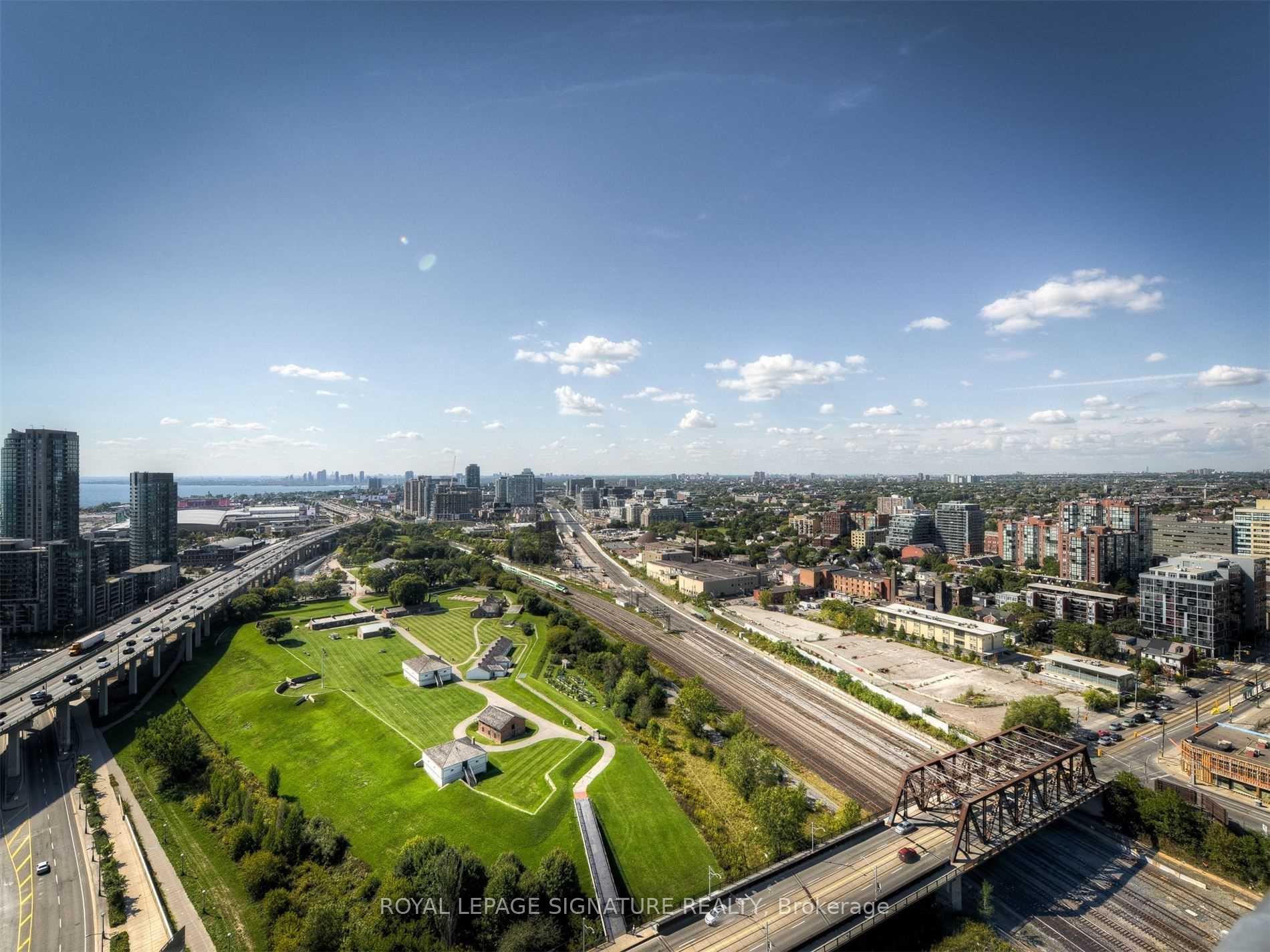 Photo 14 of Unit 2712, 170 Fort York Boulevard, Toronto, Waterfront Communities — HOMEH
