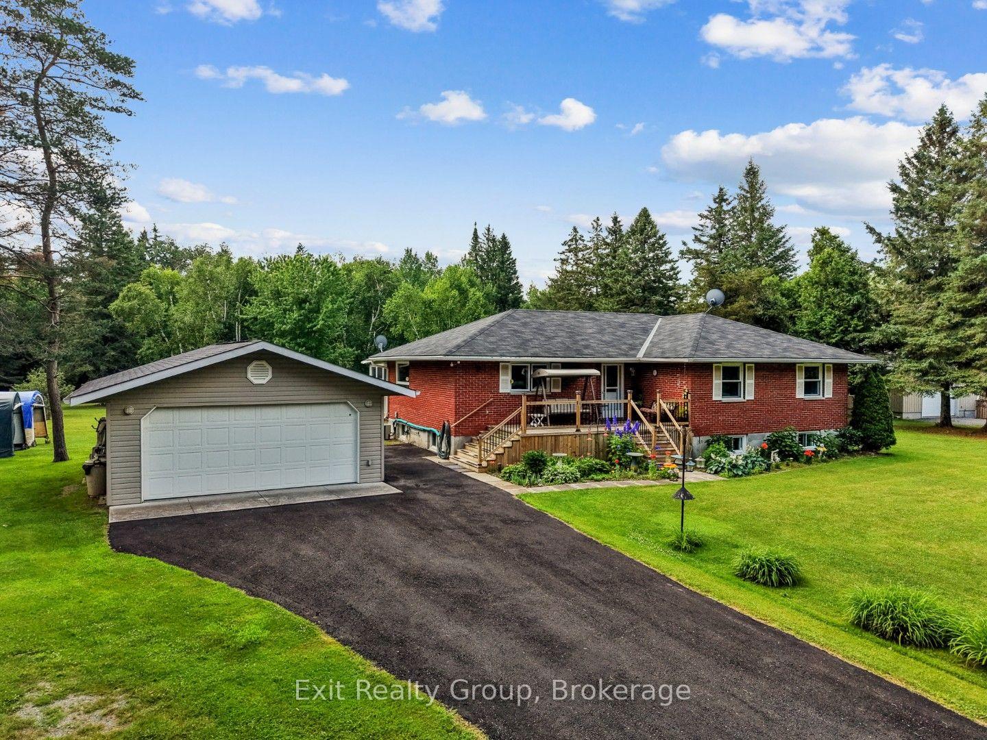 Front of 31 Birchwood Court