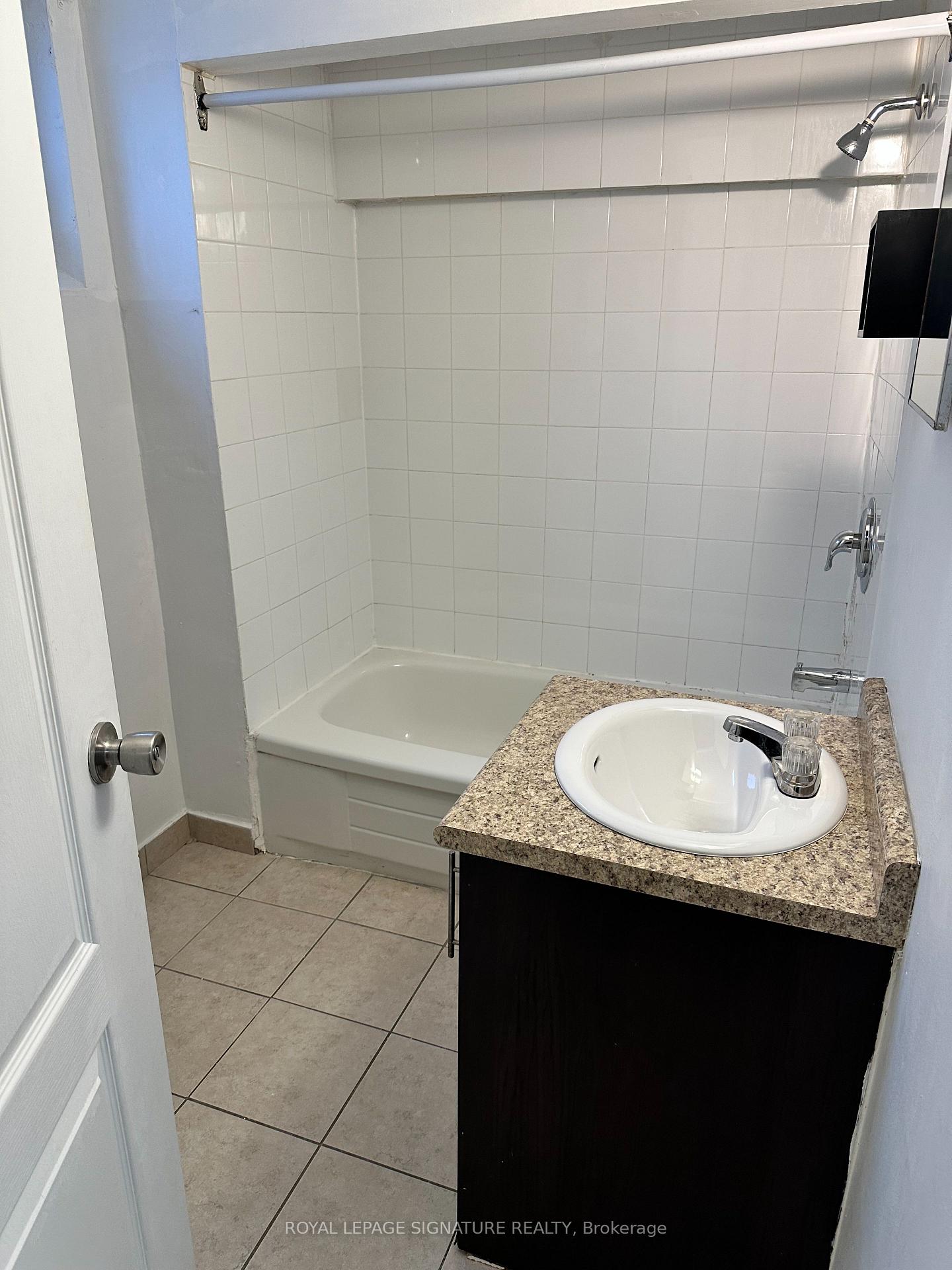 Photo 5 of Unit Bsmt, 7 Limevale Crescent, Scarborough, West Hill — HOMEH