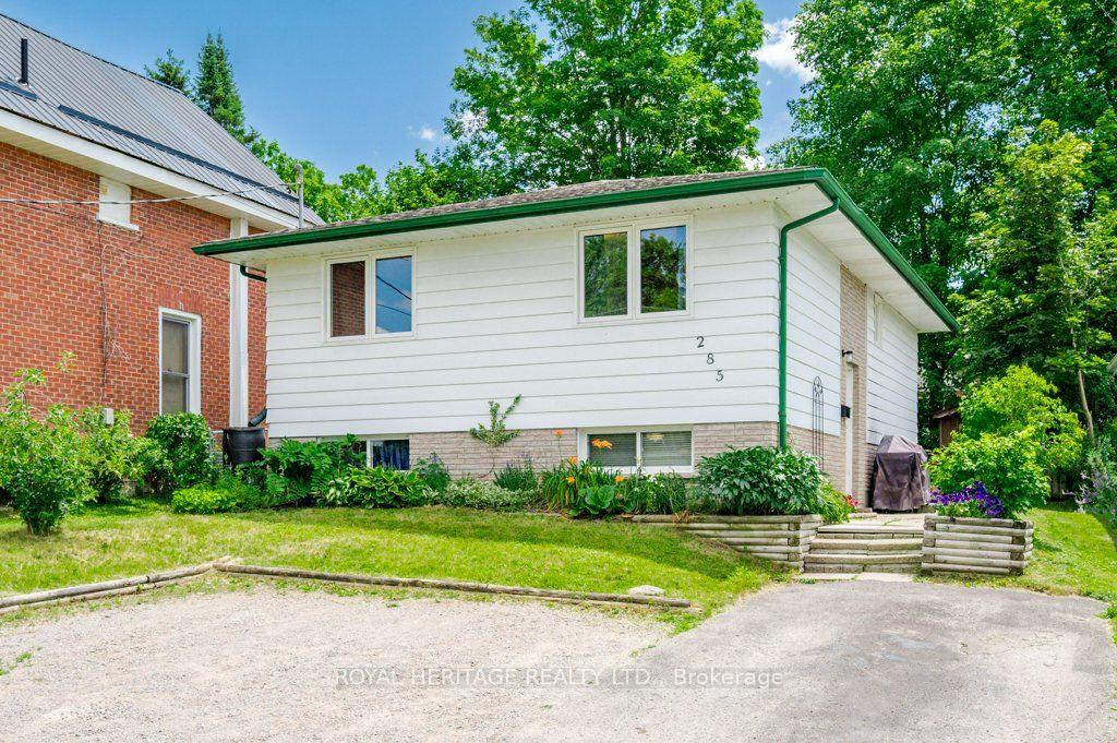 Photo 2 of 285 Euclid Avenue, Peterborough, Ashburnham Ward 4 — HOMEH