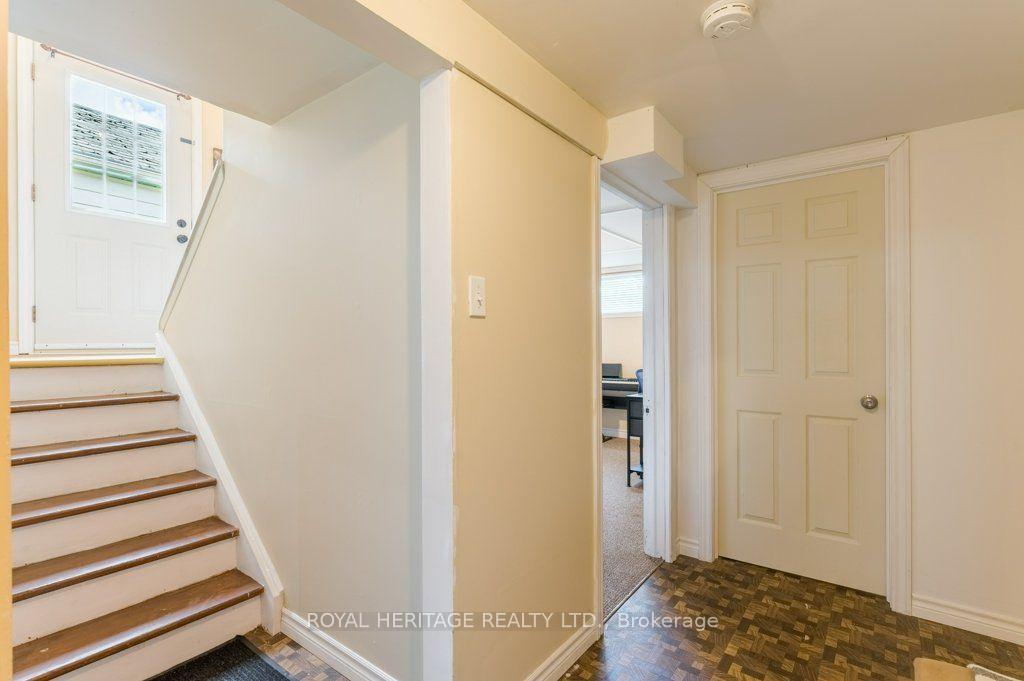 Photo 23 of 285 Euclid Avenue, Peterborough, Ashburnham Ward 4 — HOMEH