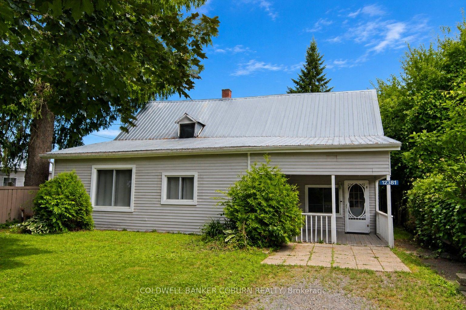 Front of 12381 County Rd 18