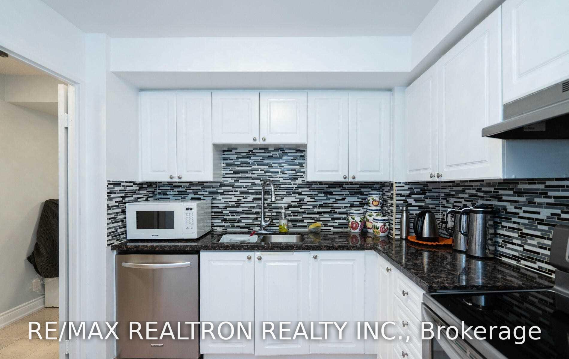 Photo 20 of Unit 910, 8 Lee Centre Drive, Scarborough, Woburn — HOMEH