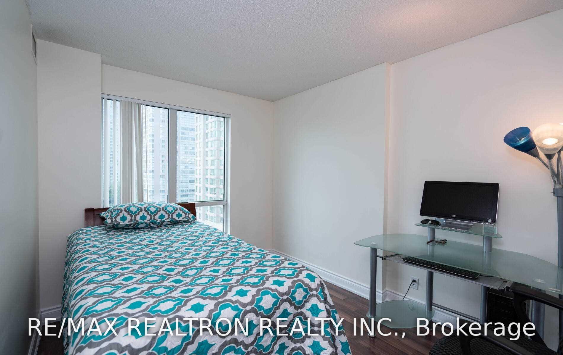 Photo 21 of Unit 910, 8 Lee Centre Drive, Scarborough, Woburn — HOMEH