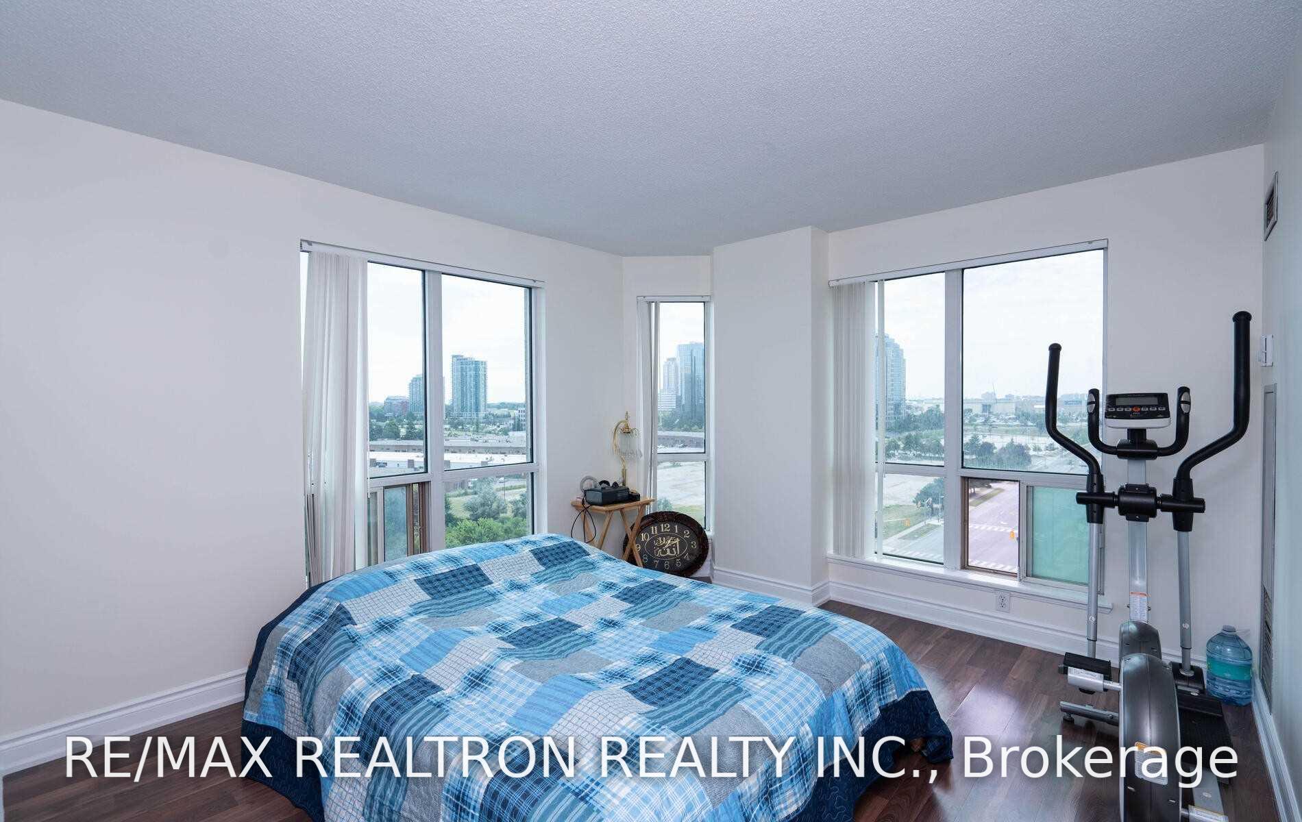 Photo 25 of Unit 910, 8 Lee Centre Drive, Scarborough, Woburn — HOMEH