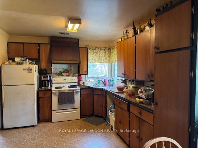 Photo 6 of 183 Thompson Road, Thunder Bay, McIntyre South — HOMEH