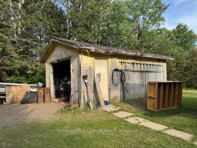 Photo 15 of 183 Thompson Road, Thunder Bay, McIntyre South — HOMEH