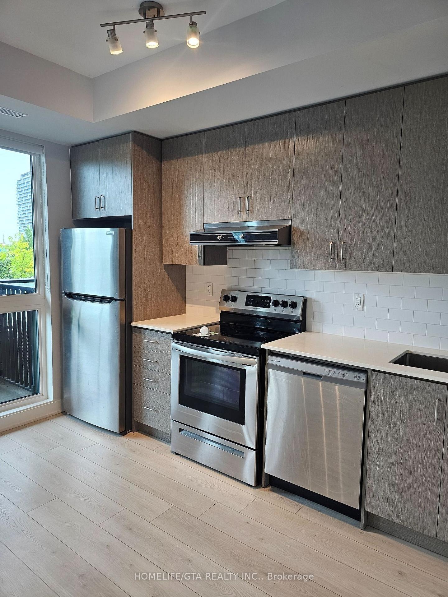 Photo 2 of Unit 201A, 1709 Bur Oak Avenue, Markham, Wismer — HOMEH