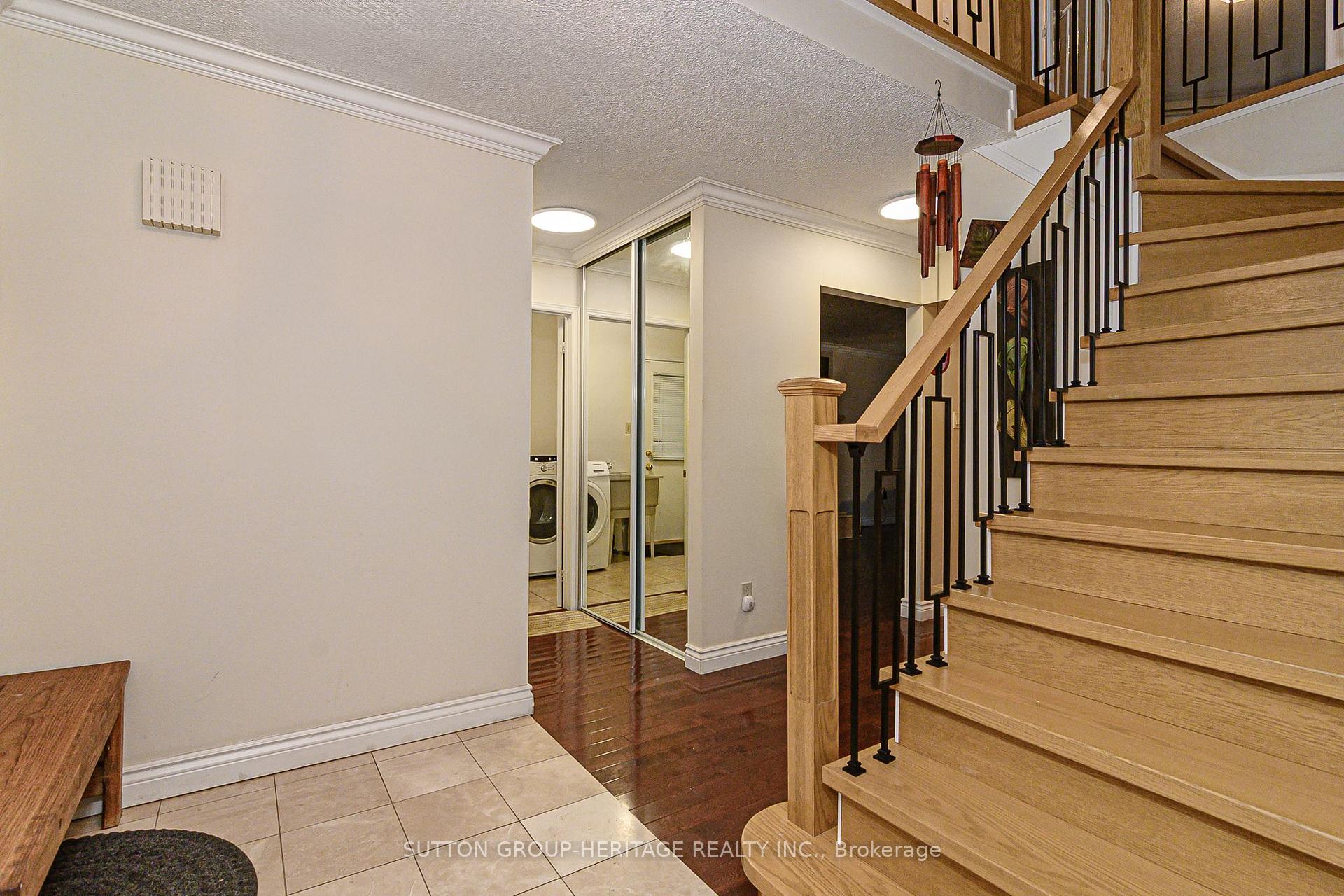 Photo 3 of 209 Bassett Boulevard, Whitby, Pringle Creek — HOMEH
