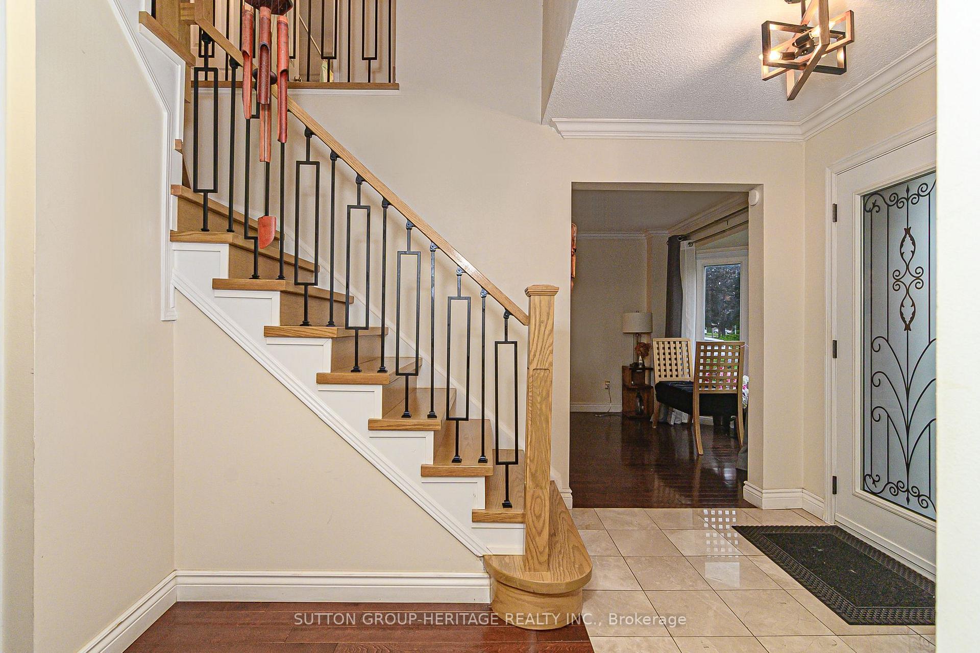 Photo 5 of 209 Bassett Boulevard, Whitby, Pringle Creek — HOMEH