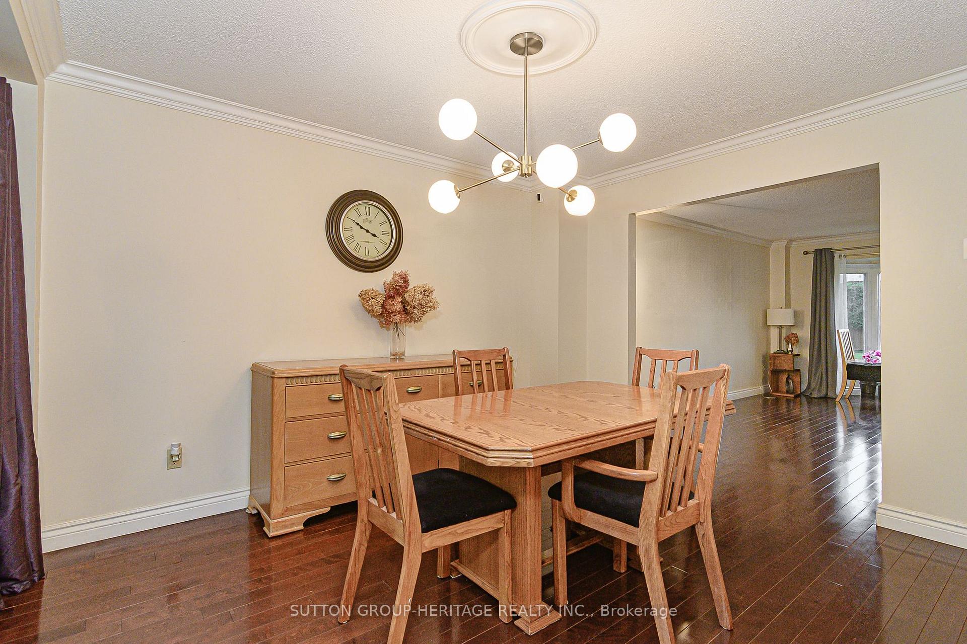 Photo 11 of 209 Bassett Boulevard, Whitby, Pringle Creek — HOMEH