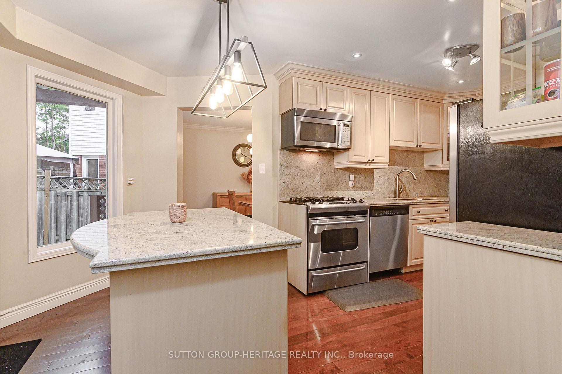 Photo 14 of 209 Bassett Boulevard, Whitby, Pringle Creek — HOMEH
