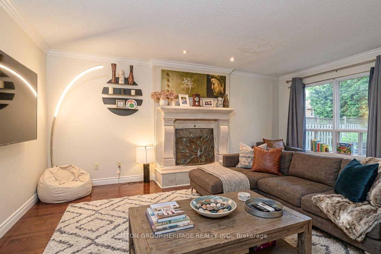 Photo 22 of 209 Bassett Boulevard, Whitby, Pringle Creek — HOMEH
