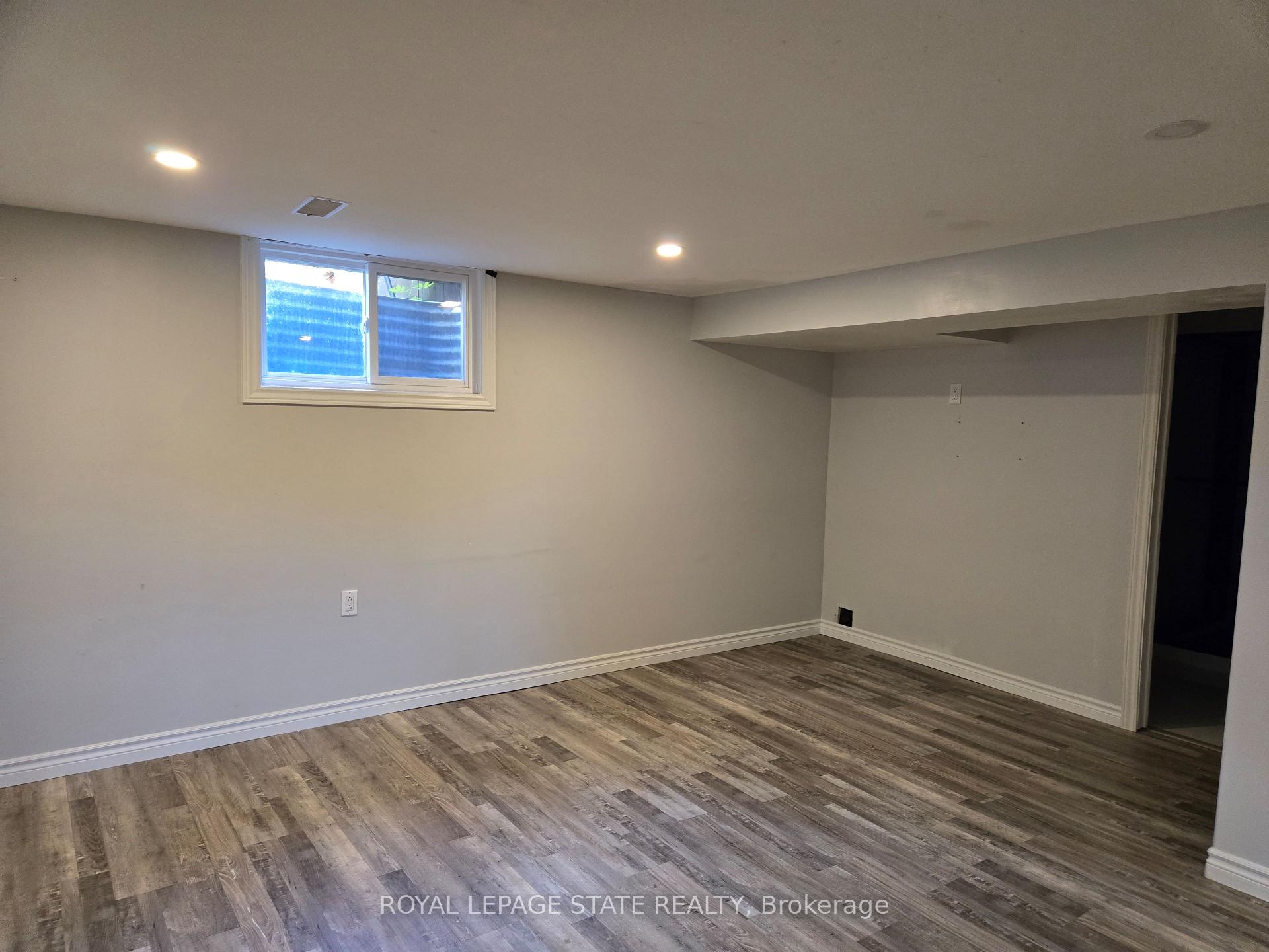 Photo 18 of 17 Carmen Avenue, Hamilton, Macassa — HOMEH