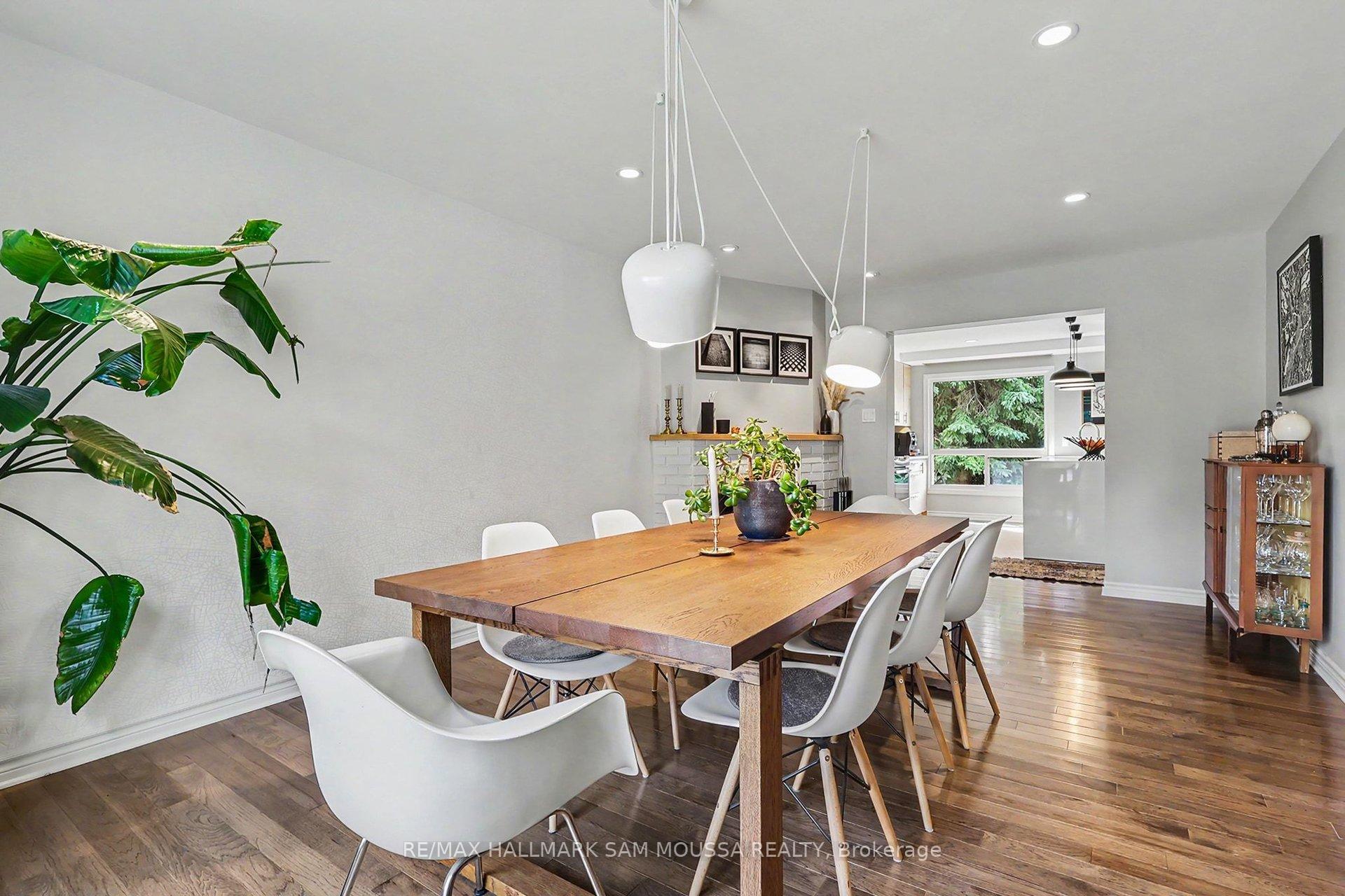 Photo 15 of 16 Foxfield Drive, Ottawa, Barrhaven - Knollsbrook — HOMEH