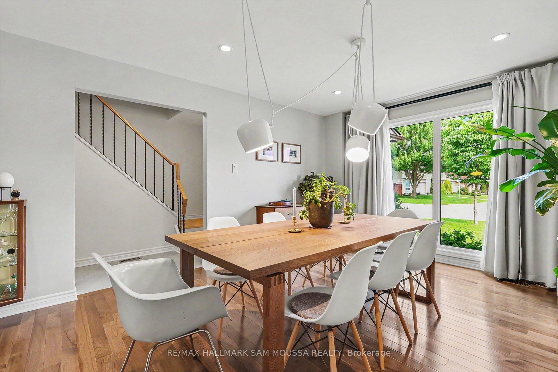 Photo 16 of 16 Foxfield Drive, Ottawa, Barrhaven - Knollsbrook — HOMEH