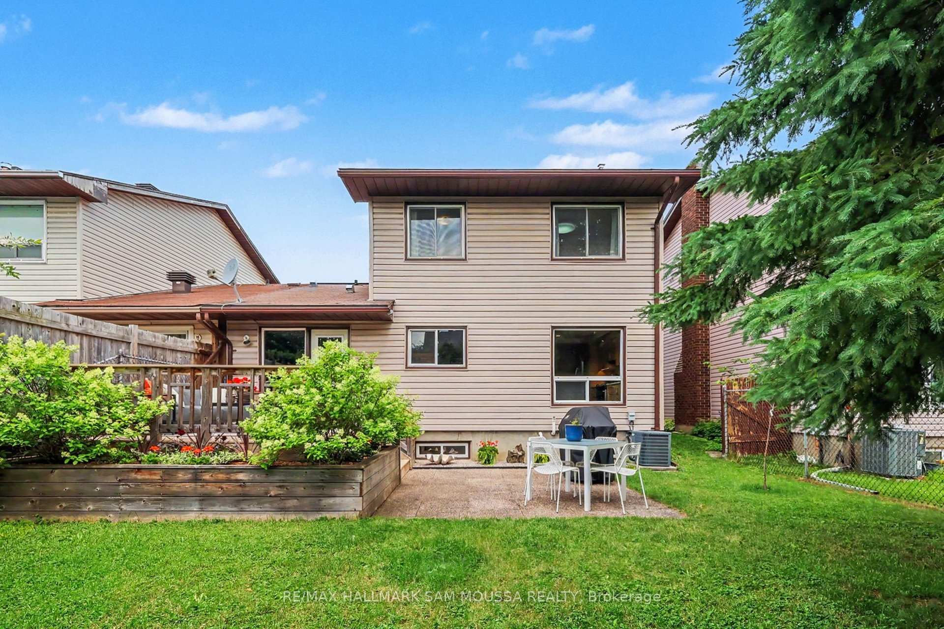 Photo 47 of 16 Foxfield Drive, Ottawa, Barrhaven - Knollsbrook — HOMEH