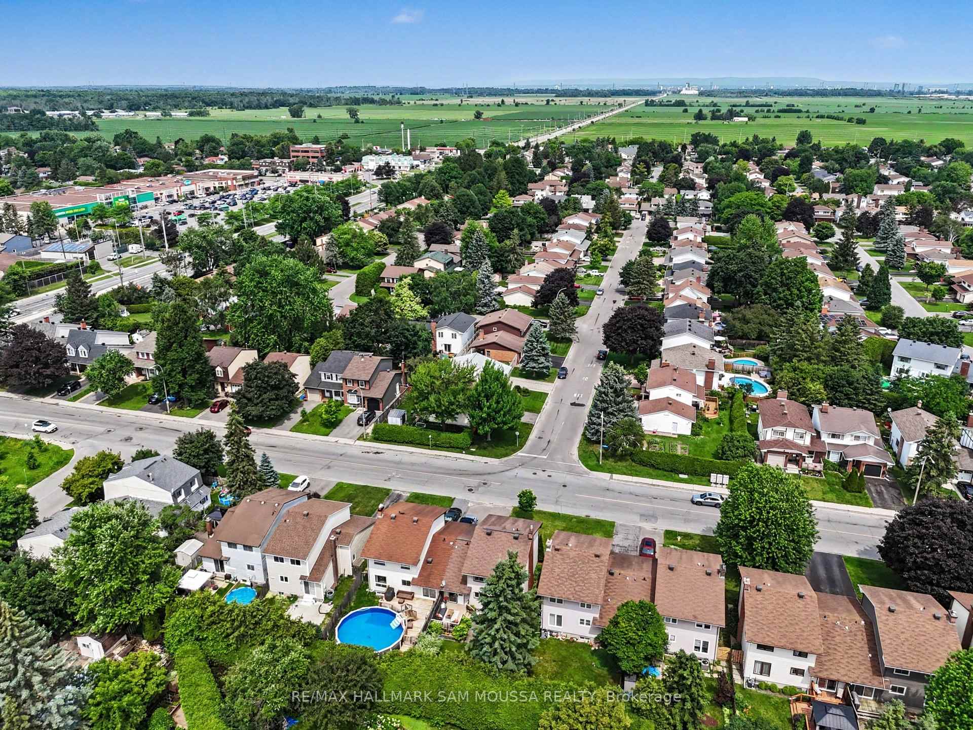Photo 49 of 16 Foxfield Drive, Ottawa, Barrhaven - Knollsbrook — HOMEH