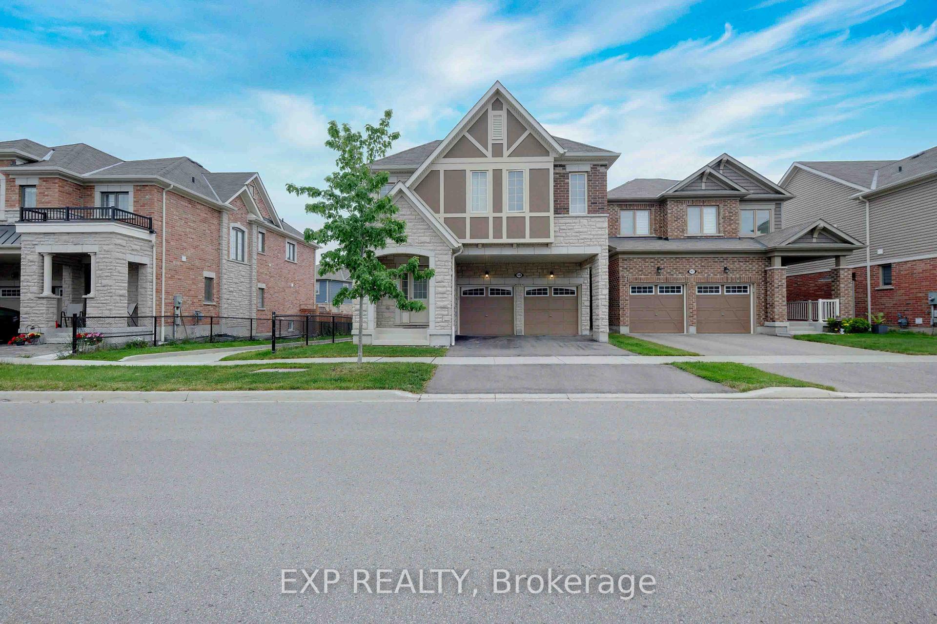 Photo 2 of 149 Westfield Drive, Whitby, Rural Whitby — HOMEH