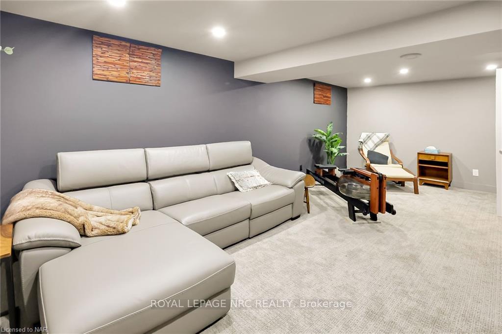 Photo 27 of 16 Spring Garden Boulevard, St. Catharines, Lakeshore — HOMEH