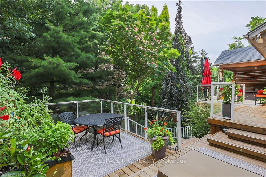 Photo 44 of 16 Spring Garden Boulevard, St. Catharines, Lakeshore — HOMEH