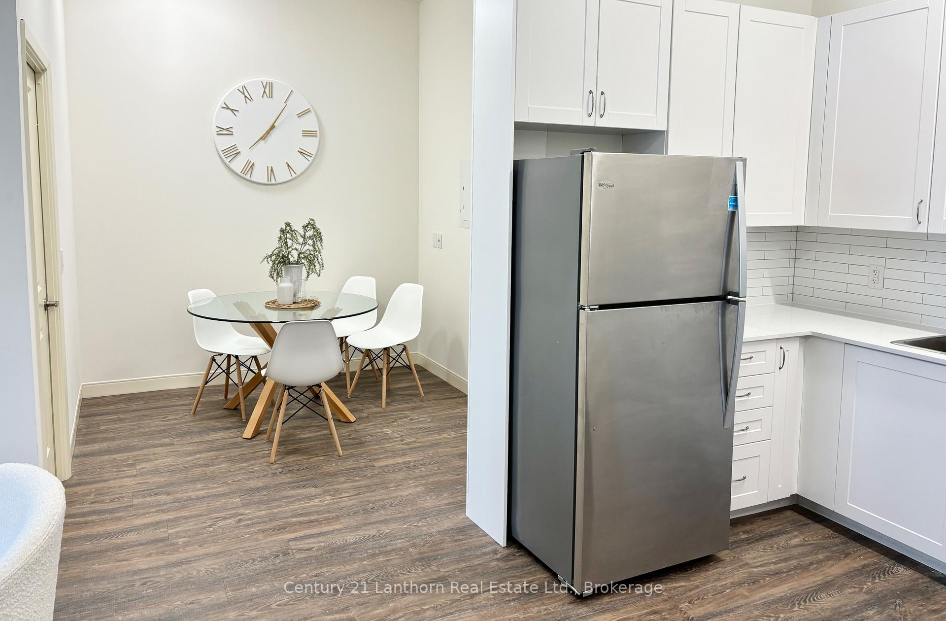 Photo 3 of Unit 321, 135 Station Street, Belleville, Belleville Ward — HOMEH