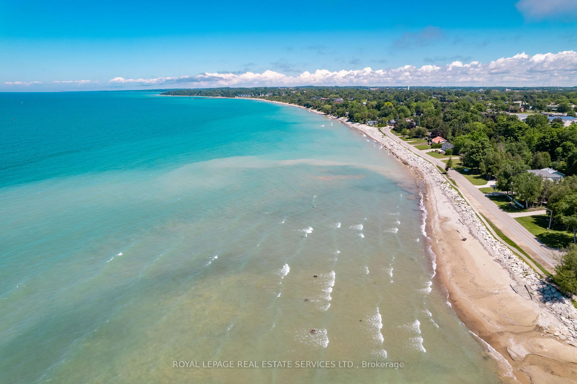 Photo 5 of 39 Goderich Street, Kincardine — HOMEH