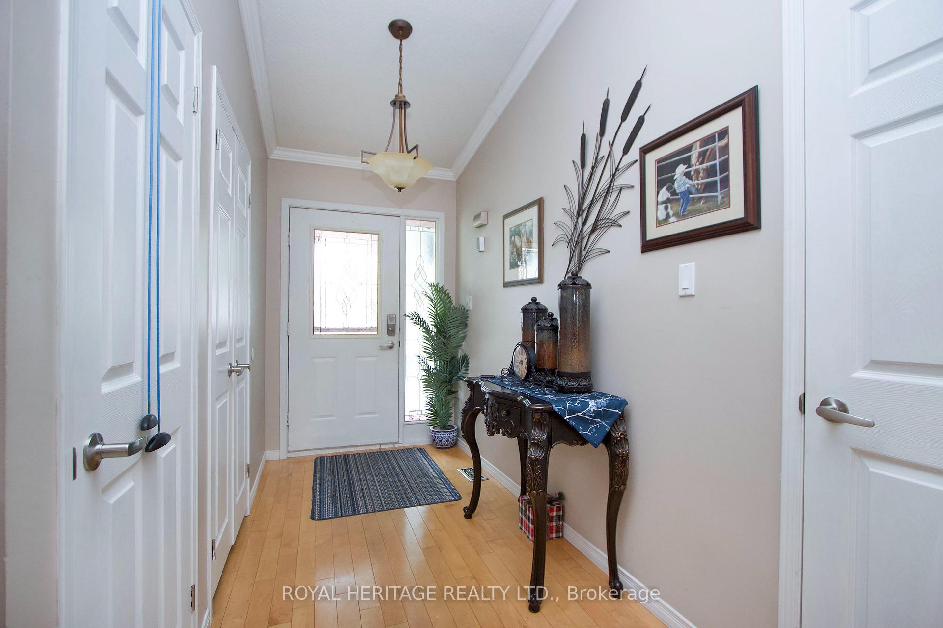 Photo 4 of 203 Wilmot Trail, Clarington, Newcastle — HOMEH