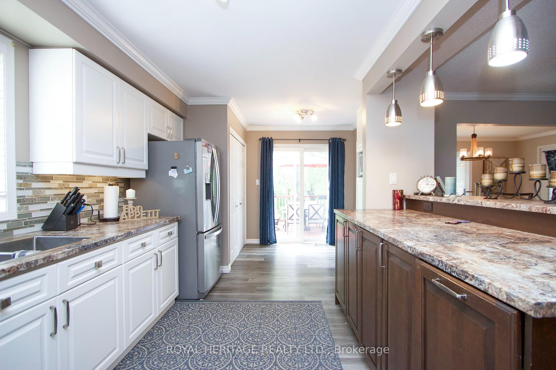 Photo 12 of 203 Wilmot Trail, Clarington, Newcastle — HOMEH