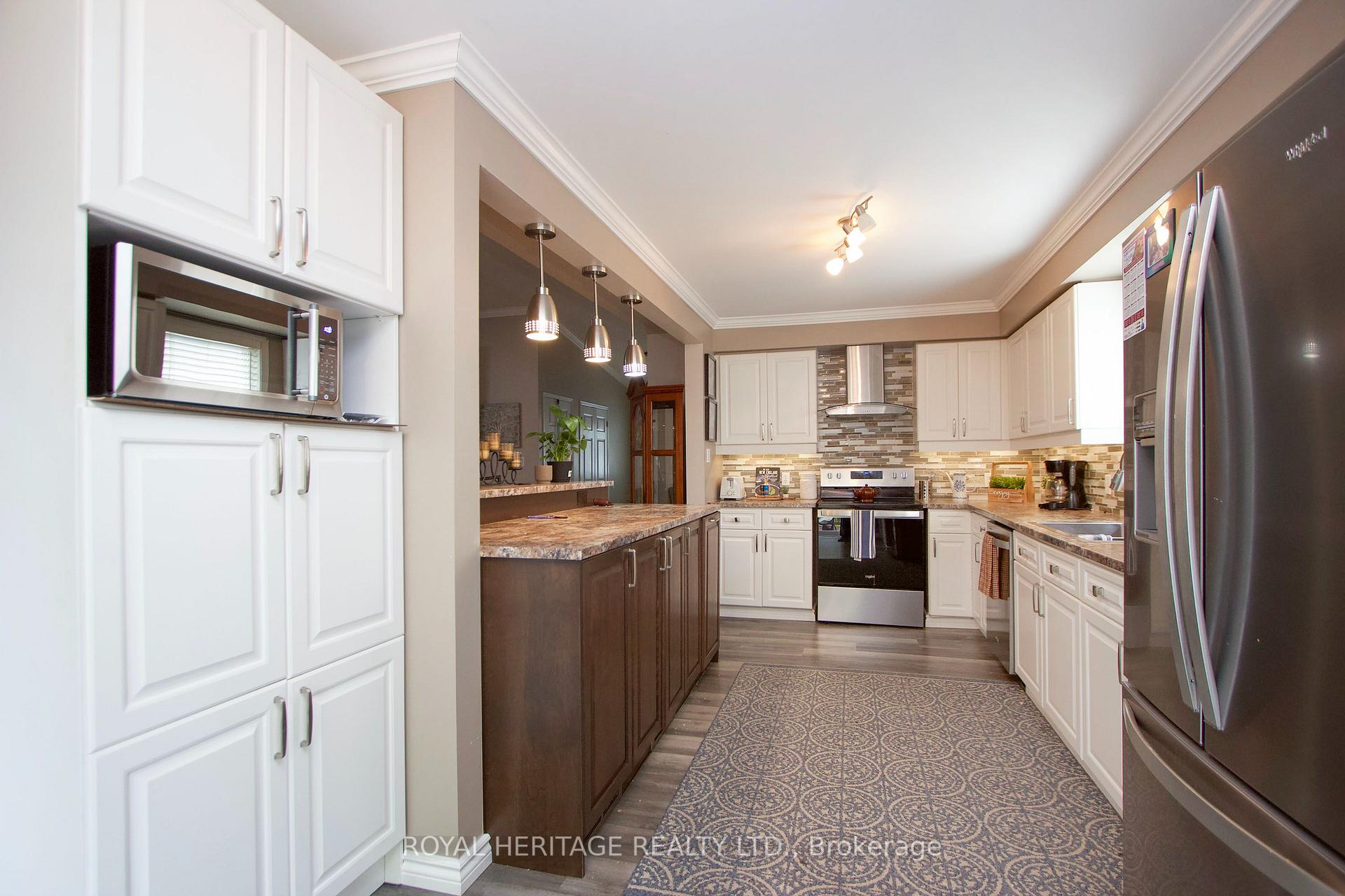 Photo 15 of 203 Wilmot Trail, Clarington, Newcastle — HOMEH