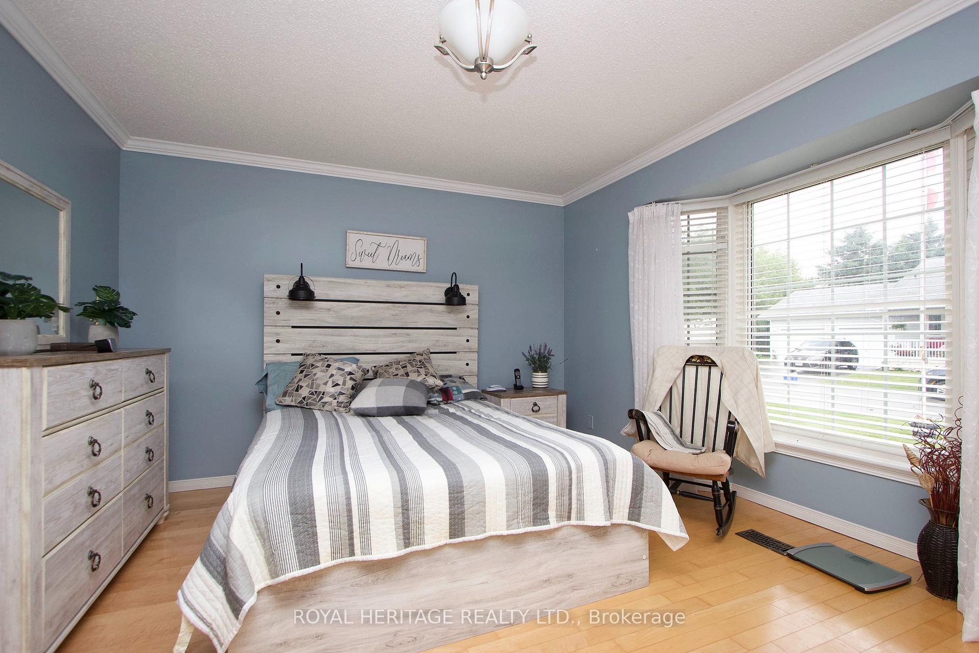 Photo 23 of 203 Wilmot Trail, Clarington, Newcastle — HOMEH